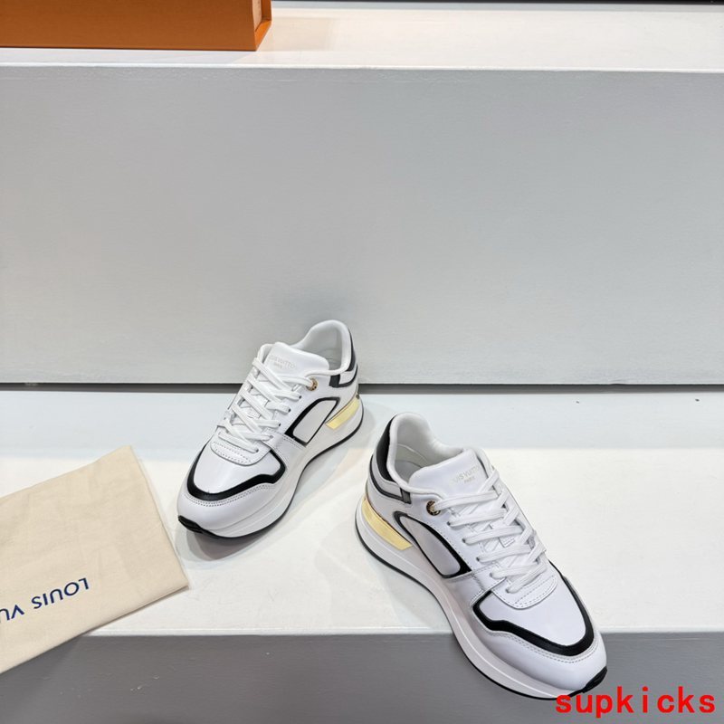 TRTOK - LOV Run Away Sneakers - 098