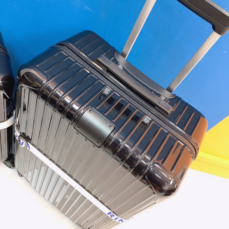 BFW3 - Mix Luggages - 240