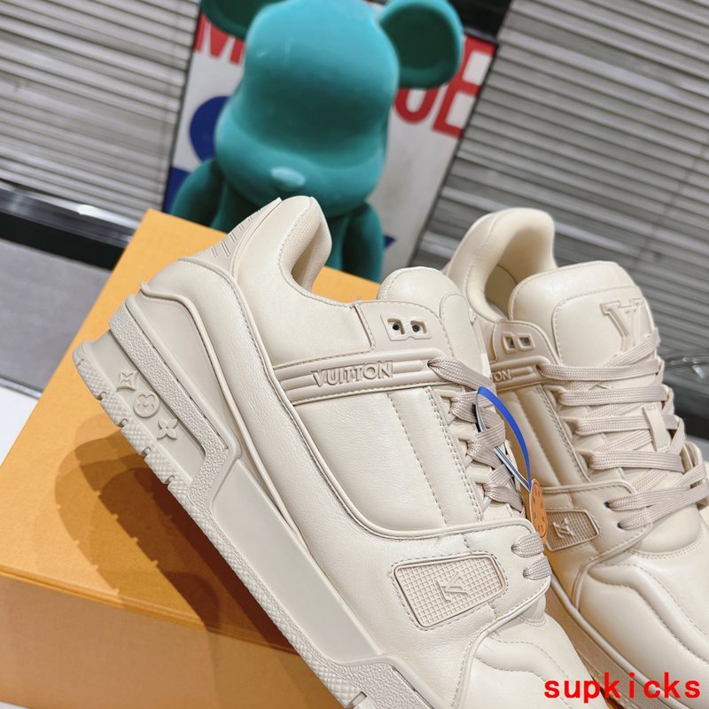 TRTOK - LOV Trainers - 220