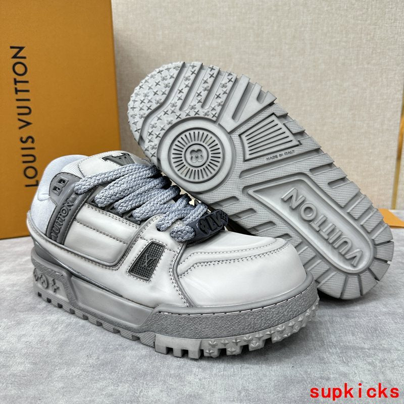 TRTOK - LOV Trainers - 210