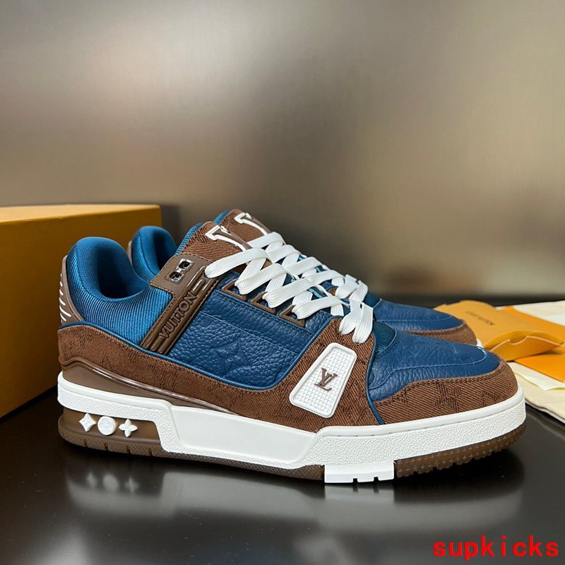 TRTOK - LOV Trainers - 102