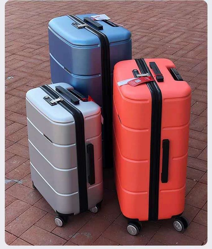 BFW3 - Mix Luggages - 083