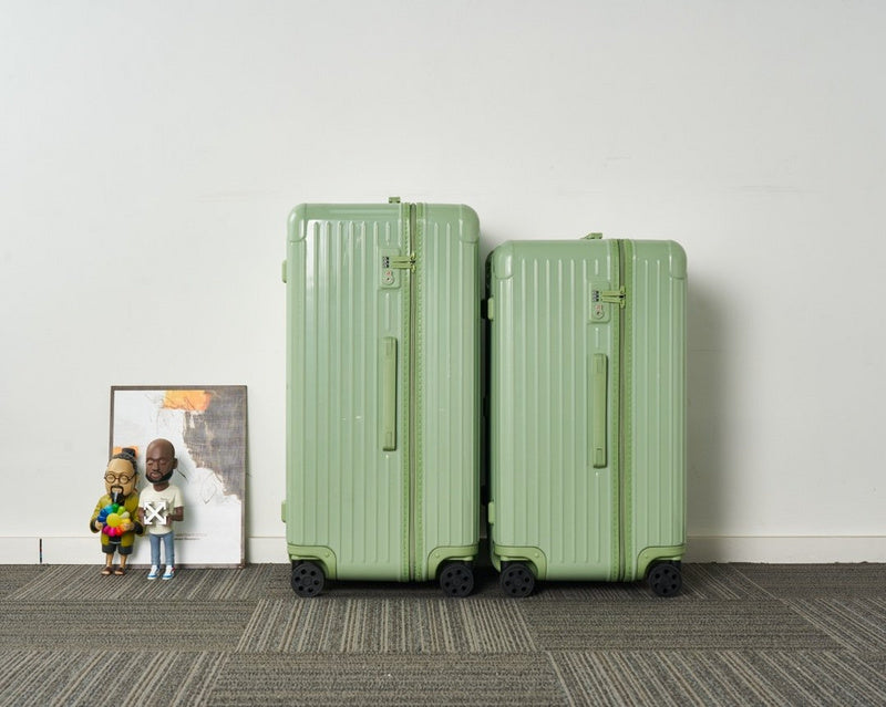 BFW3 - Mix Luggages - 089