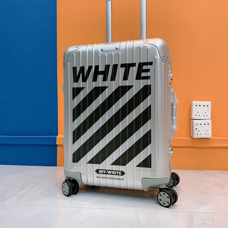 BFW3 - Mix Luggages - 146