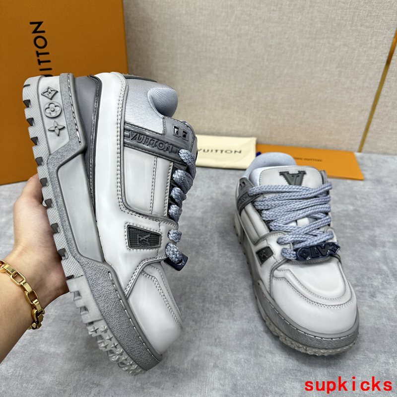 TRTOK - LOV Trainers - 210