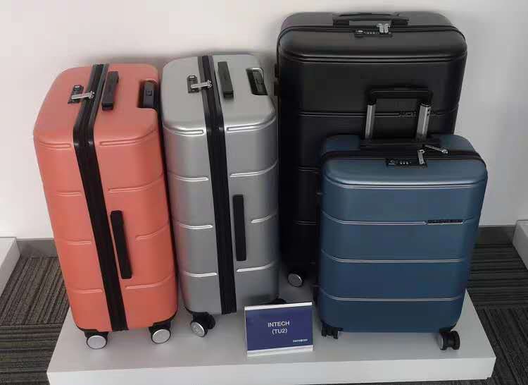 BFW3 - Mix Luggages - 083