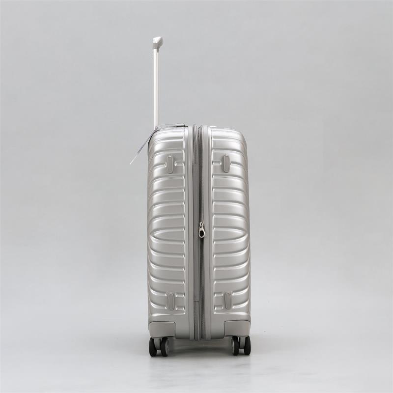 BFW3 - Mix Luggages - 064