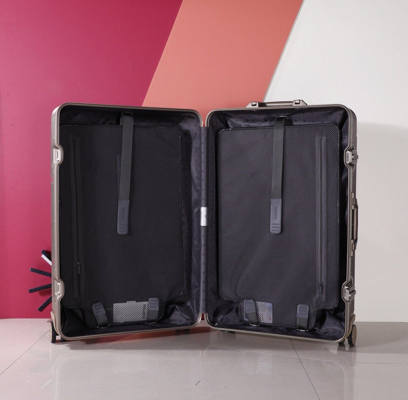 BFW3 - Mix Luggages - 189