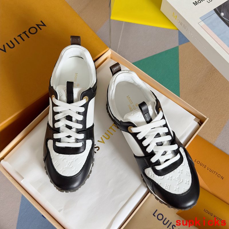 TRTOK - LOV Run Away Sneakers - 015