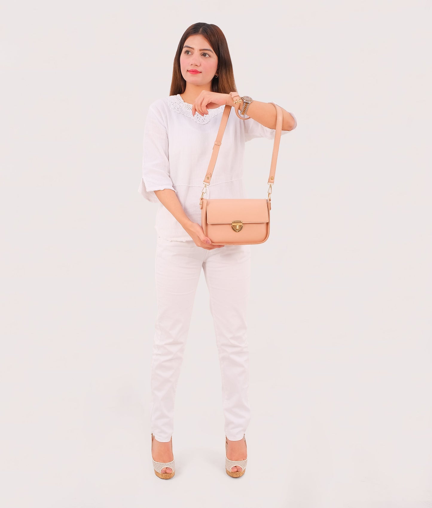 Peach saddle bag with twist lock